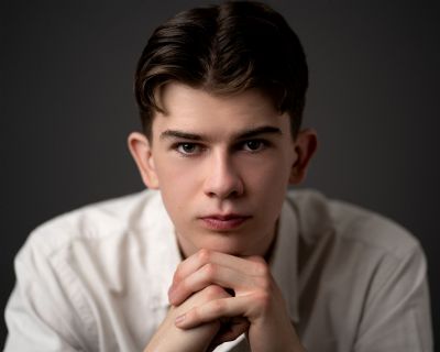 En lille dybdeskarphed på et portrætfoto sætter fokus på øjnene og bliver <br>meget intenst.