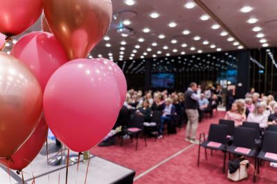 Som eventfotograf dækker jeg både store og små events